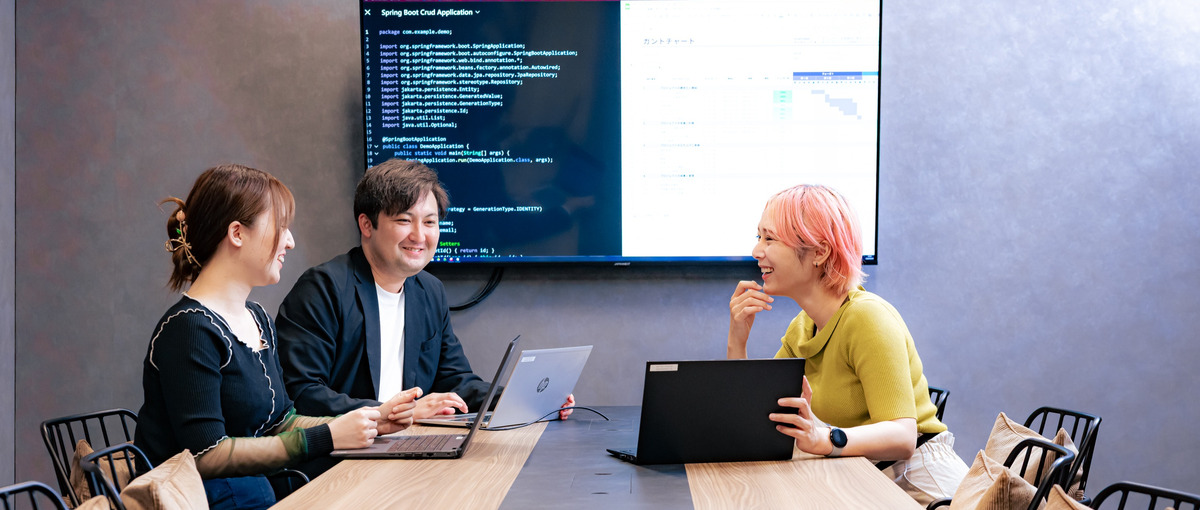 エンジニア経験を武器に、プロジェクトを動かすPMOへ挑戦しませんか？