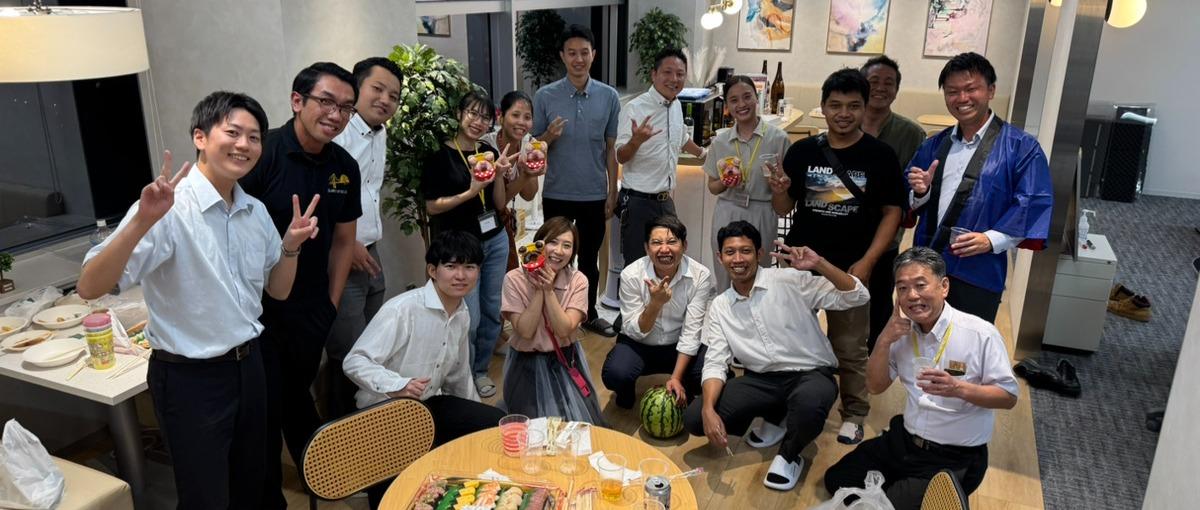 グローバル人材を支える成長企業！経理から挑戦できるコーポレートメンバー募集