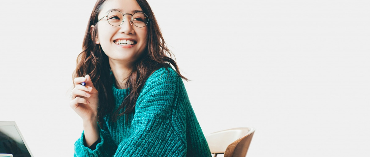 Webサイト制作・資料作成｜世界に誇る光学技術を発信するデザイナー募集！