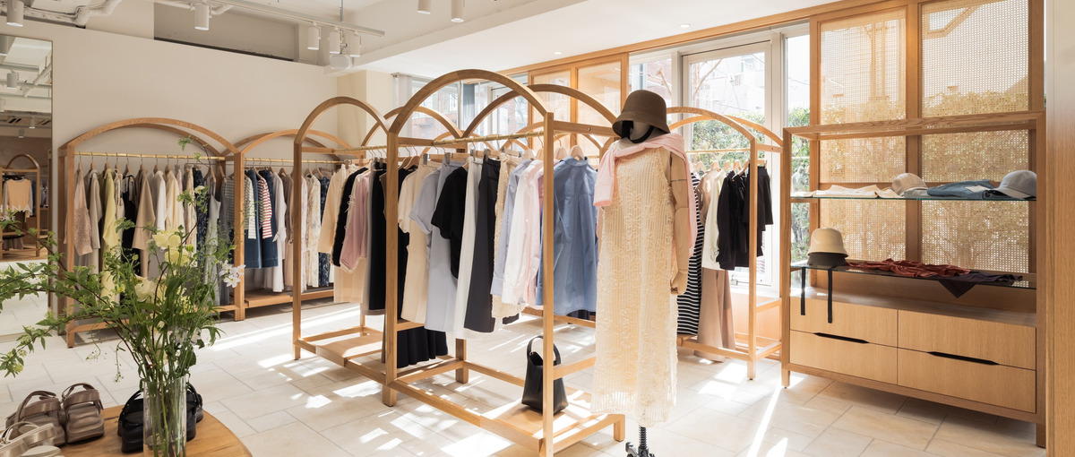 アパレルCOHINA｜国内店舗展開をリードするリテール営業マネージャー！