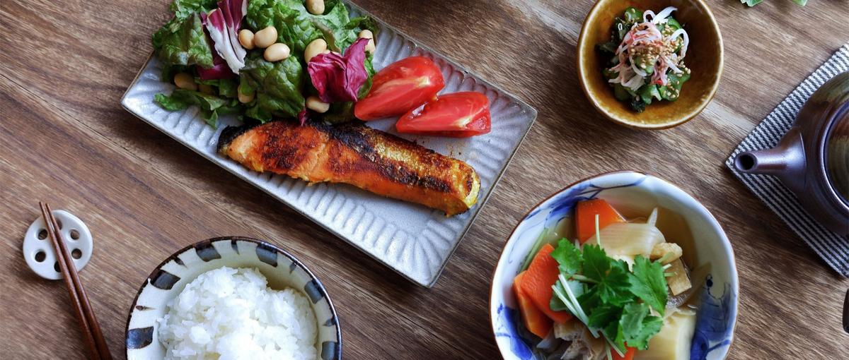 100年後も、健康で笑顔あふれる日本に導く管理栄養士さんを探しています！