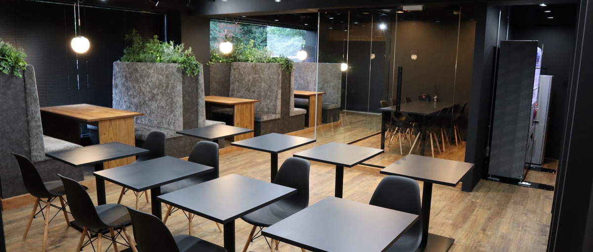 AIセールス/ビジネスプロデューサー｜大手企業の事業変革をリード