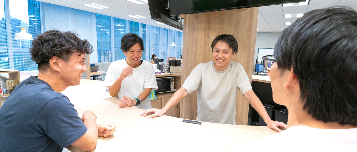 015_2025年4月新規上場｜戦略を強化する一人目マーケター募集！