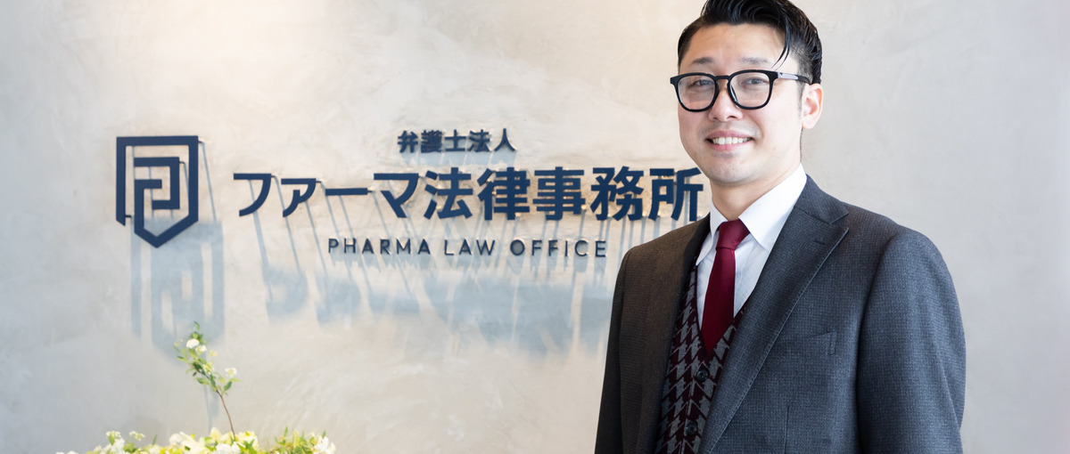 法律の相談窓口で人に寄り添う仕事です。法律知識は少しずつ学んでいただきます