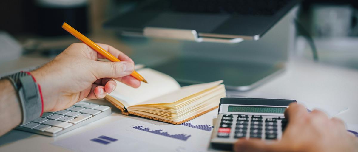 元銀行員の方へ。その融資経験と資格を、事業を創る力に変えませんか？