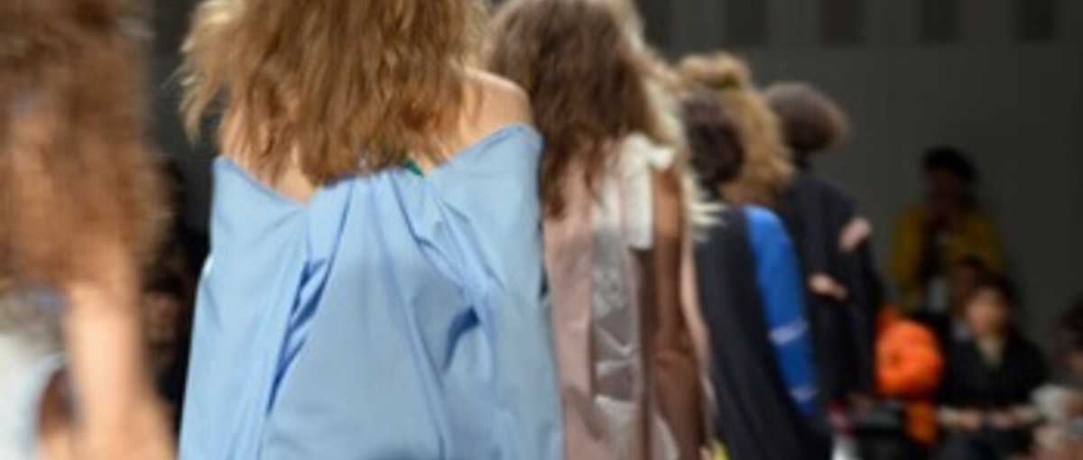 バックオフィス全般！小さい会社の裏側を支えてくれる方募集！