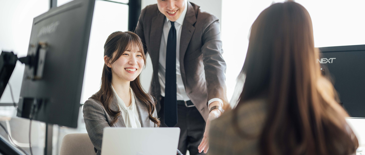 キャリアパスは無限大！営業の本質が学べる環境で、成長したい方募集！