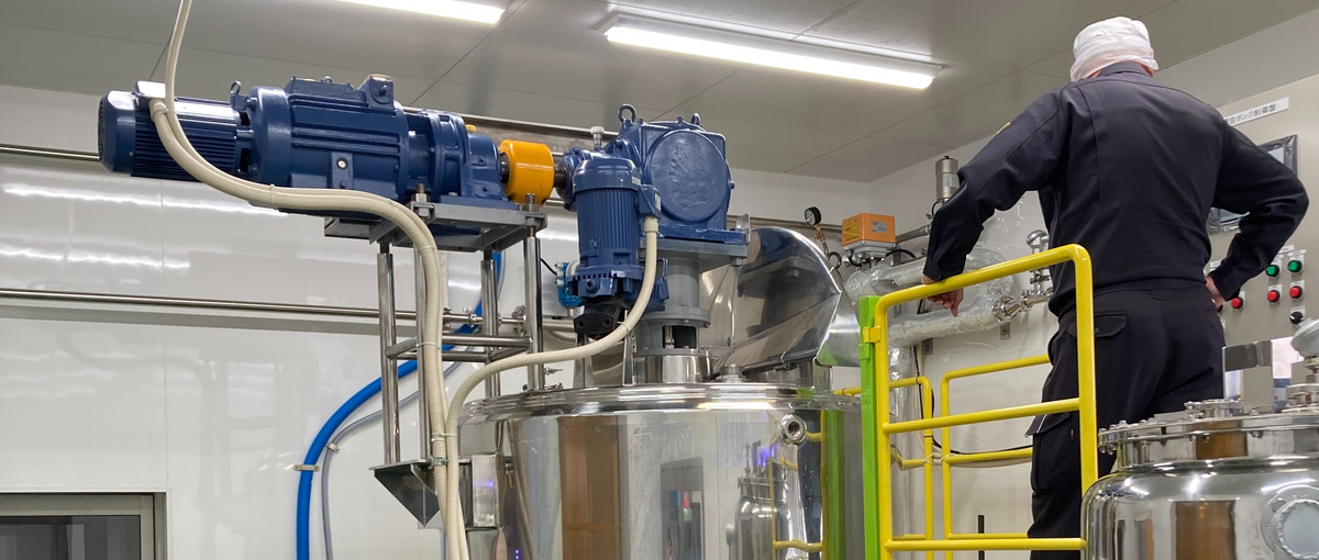 製造経験者歓迎！！調合の先に、感動が生まれる。化粧品調合スタッフ募集