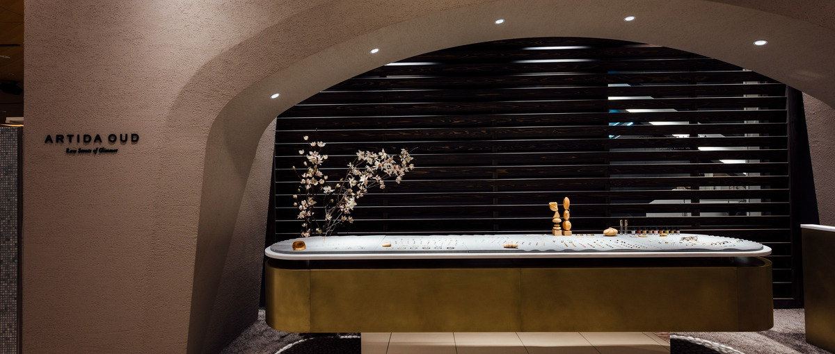 販売+SNS運用｜新宿　ジュエリーブランドARTIDA OUD