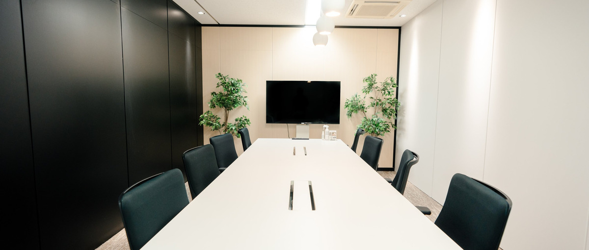 完全出社だからこそ、経験ゼロでも一から学ぶことができるWebマーケター