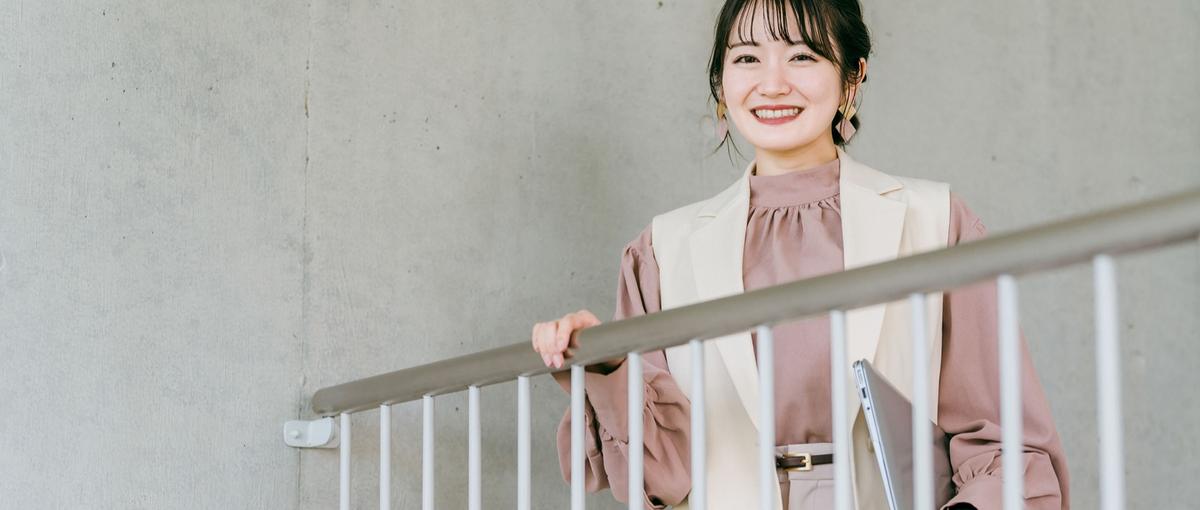 販売職の感性が光る！トレンドを創るマーケター募集｜年間休日125日