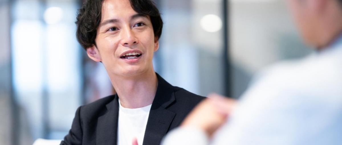 27卒 | 圧倒的スピードで市場を獲る。AIで経営を変える戦略家募集