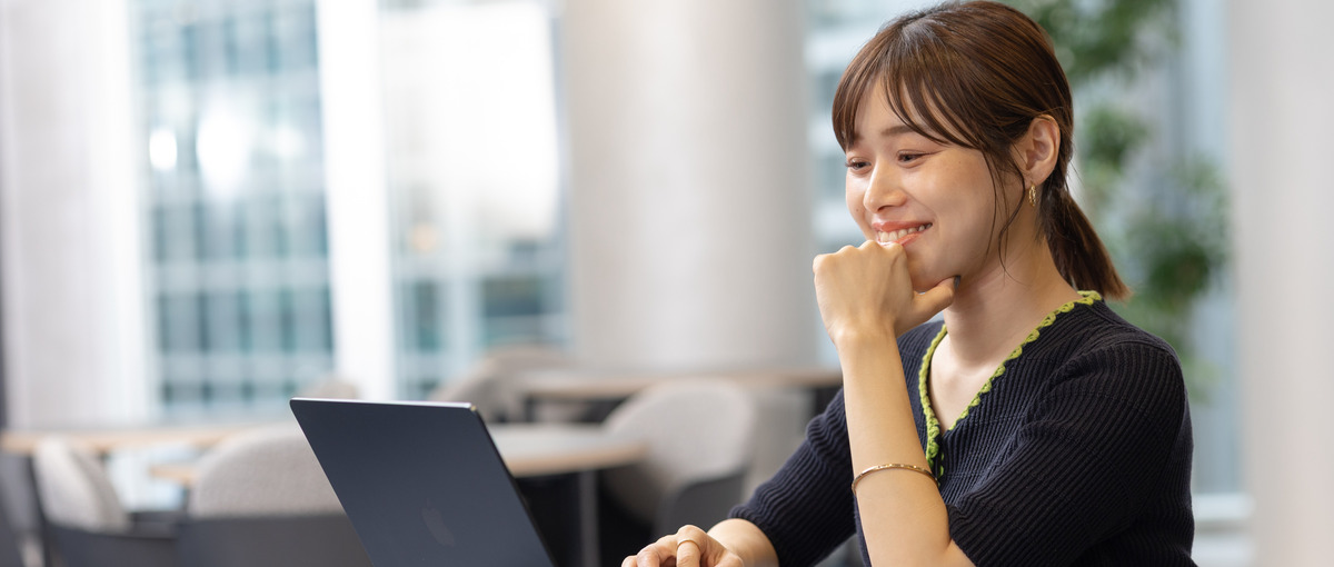 統合報告書や会社案内のデザイン経験者｜大手企業の根幹を支えるデザイナー募集