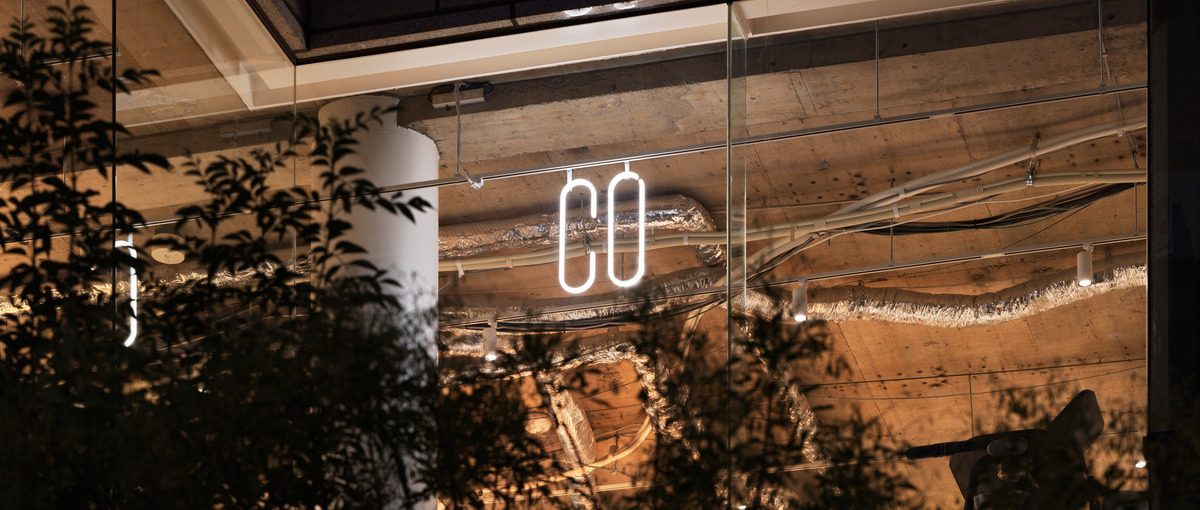 街のアイデンティティを一緒に創るグラフィックデザイナーはいませんか？