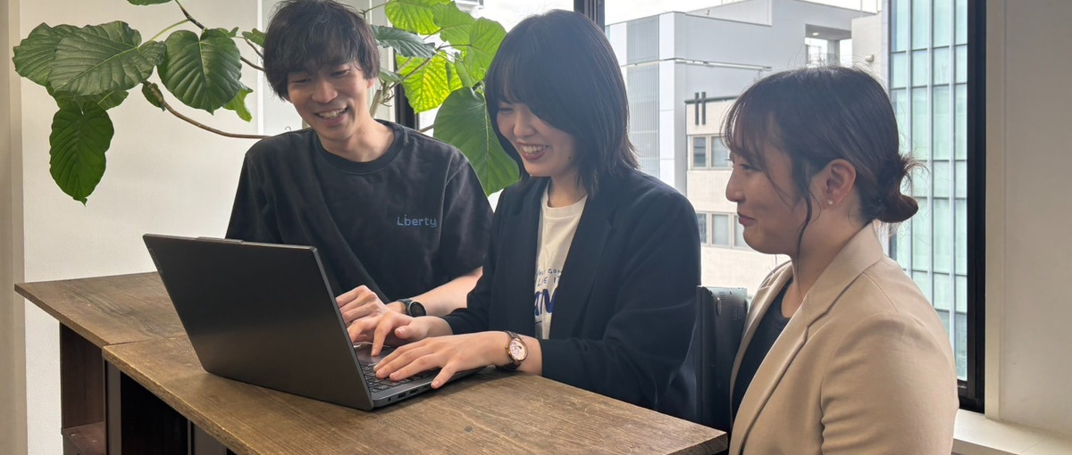 ありがとうがやりがい！大阪で人の成長を支える新卒キャリアアドバイザー募集！