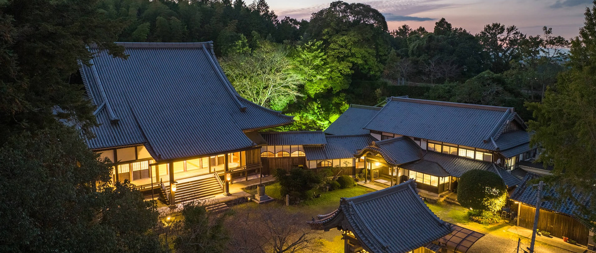 世界に誇るブランド構築！寺社特化の宿泊・体験サービス広報・マーケ募集！