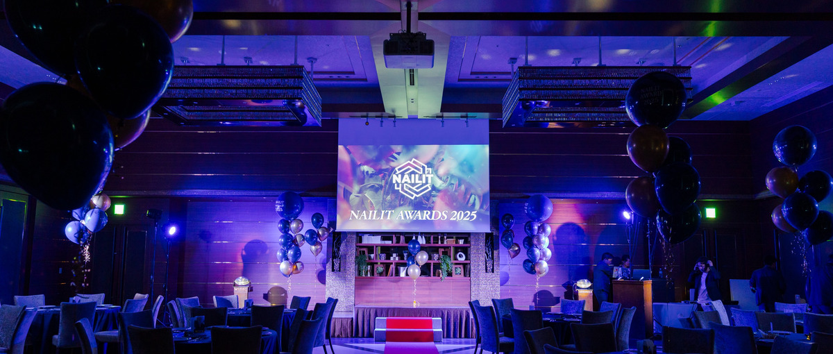 営業で人生が変わる感動を届ける会社、NAILIT。