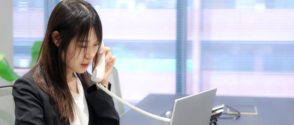 電話、チャットで問題解決！インターネットの開通に関する問い合わせ対応業務