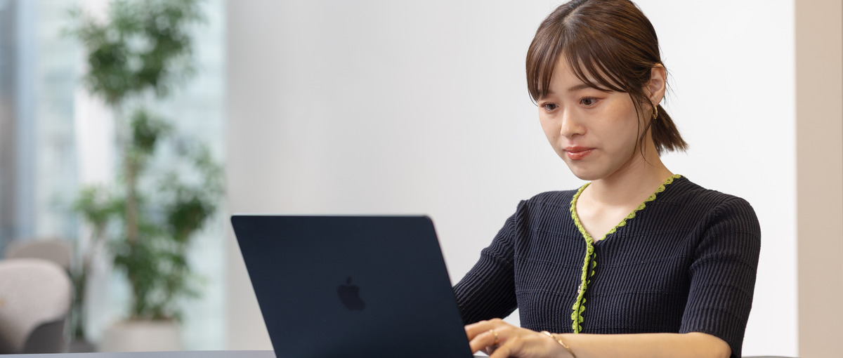 あなたの思考力を求めています。単なる制作者ではない、戦略的デザイナーへ。