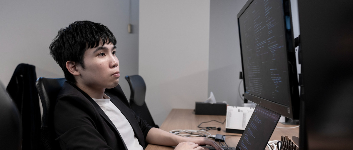 ファーストキャリアで差をつける。IT市場で1年目から圧倒的な実力を。