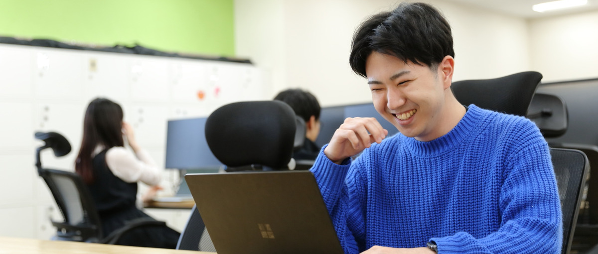 クリエイティブ特化型SaaSのCS募集！法人対応経験＆サポート力を活かそう