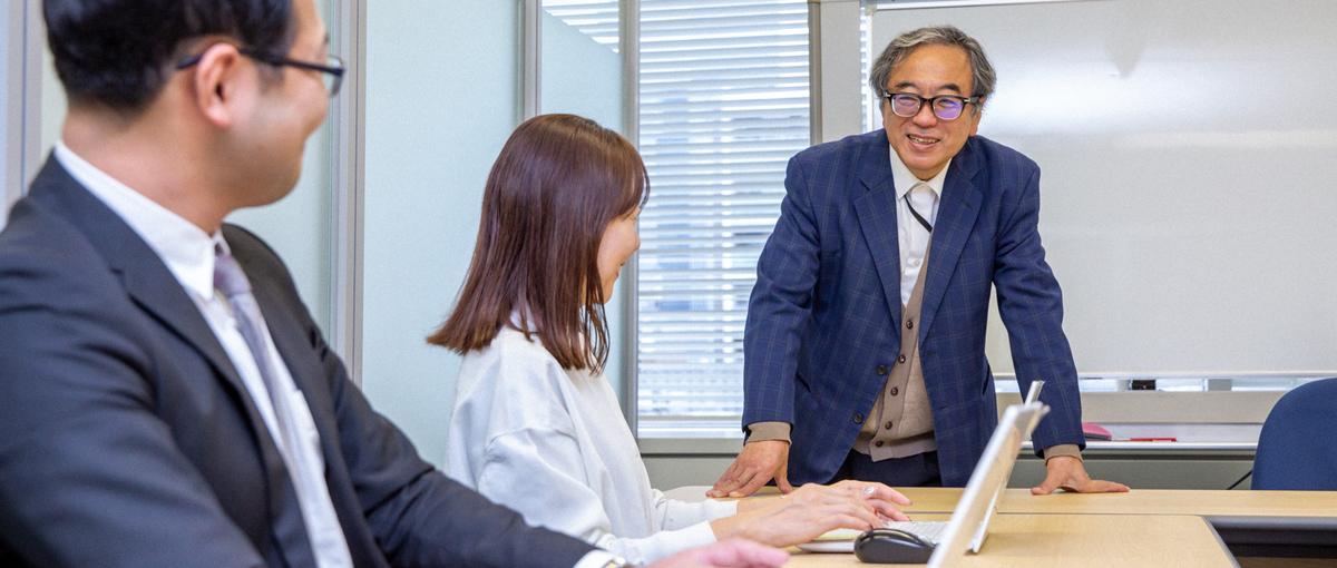 日本経済の根幹に関わる。基幹システムを支えるプロフェッショナルを募集中！