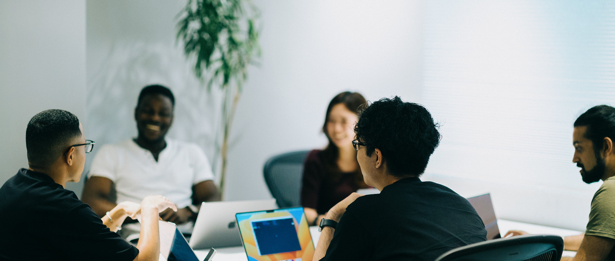 国や文化を超えて体験を設計するUXデザイナー