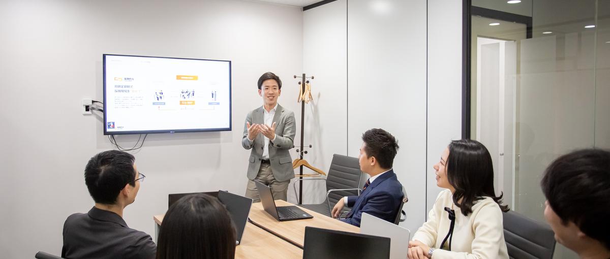  HRコンサル│25年8月設立のHRスタートアップで急成長したい方募集！