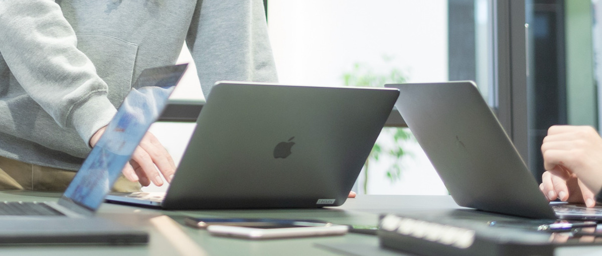 フロントエンドエンジニア｜フロントを牽引し、チームを支えるテックリード募集