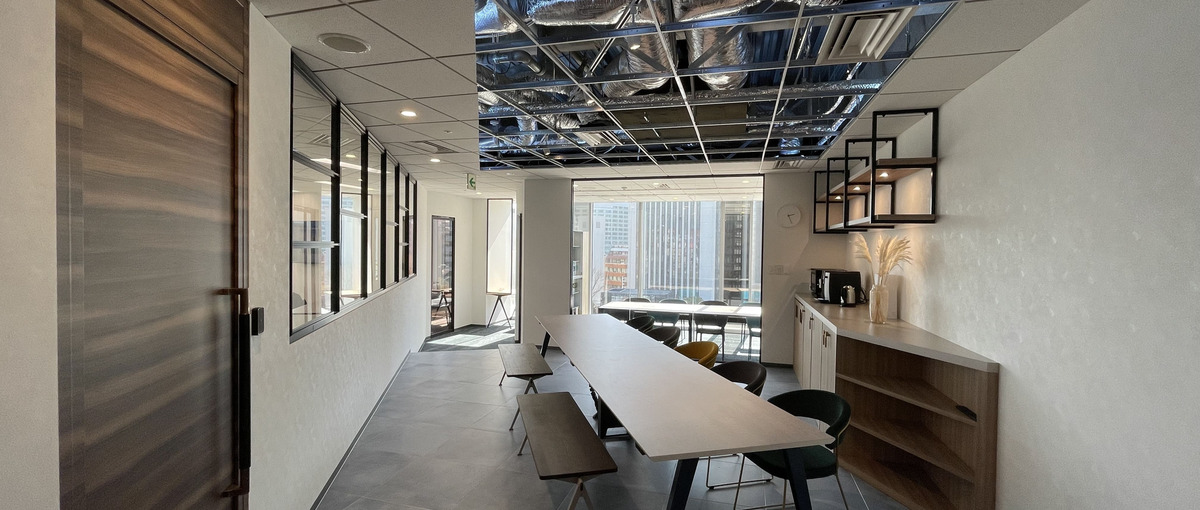 無形商材の営業経験を、カタチに！企業の未来を創るコンサルタント募集