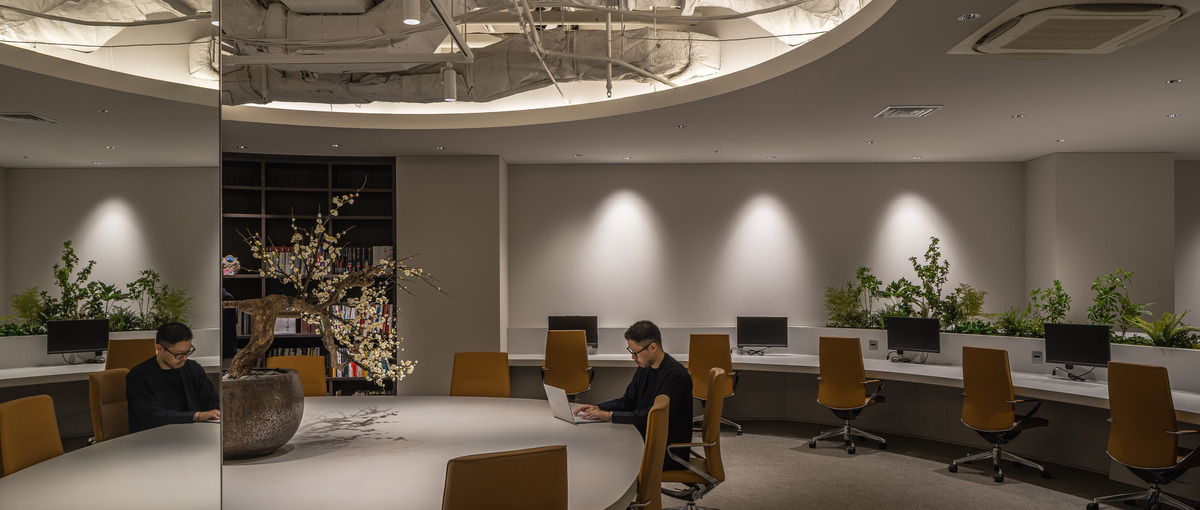 無形商材の営業経験を、カタチに！企業の未来を創るコンサルタント募集