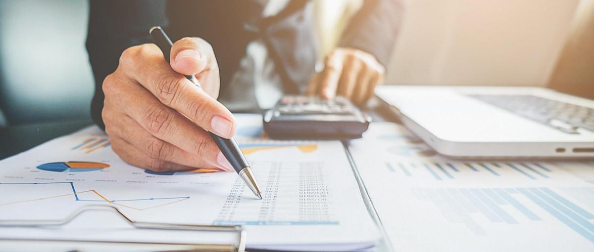 連結・開示経験を活かす！あらゆる企業の決算を支える経理コンサルタント。