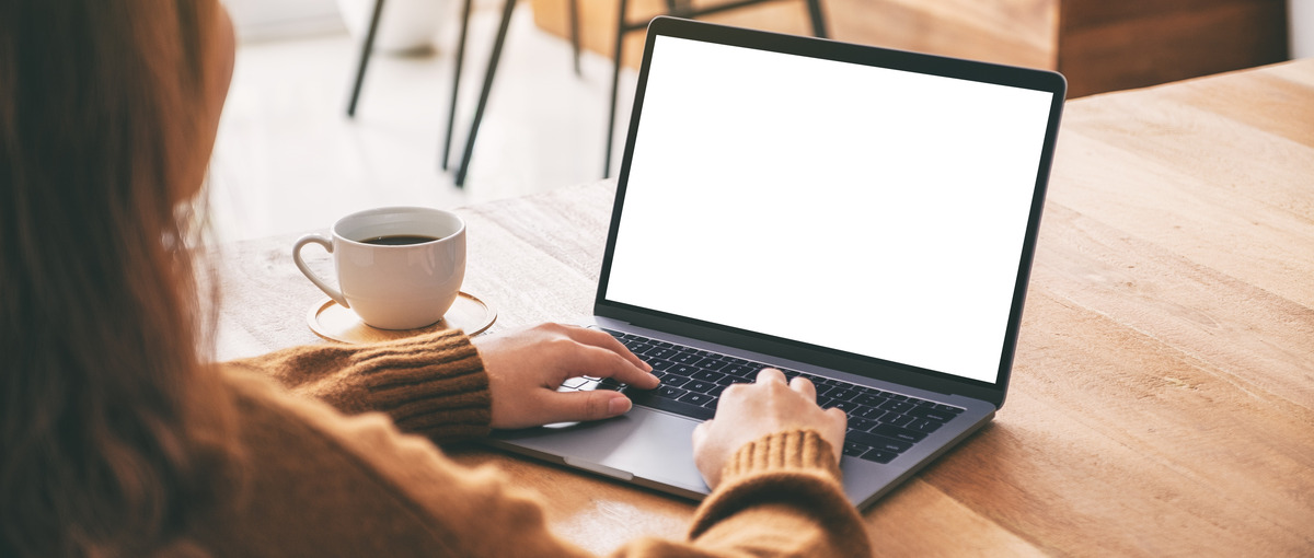 企業や商品の本質的な魅力を汲み取り、形にするデザイナー募集