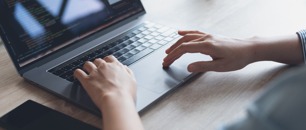 スポーツ×IT！競馬関連サイトのWebディレクター募集！！