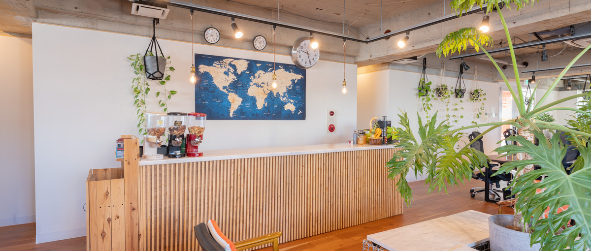 自社開発プロダクトのサポートエンジニア募集｜調査対応／新機能開発／保守対応