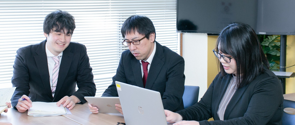 地元で働きながら教育に挑戦！子どもの自分で学ぶ力を育てる個別指導塾の先生