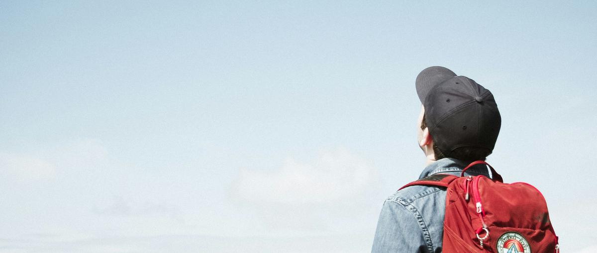 フリーランスは不安。でも、もっと自由に働きたいITエンジニアへ