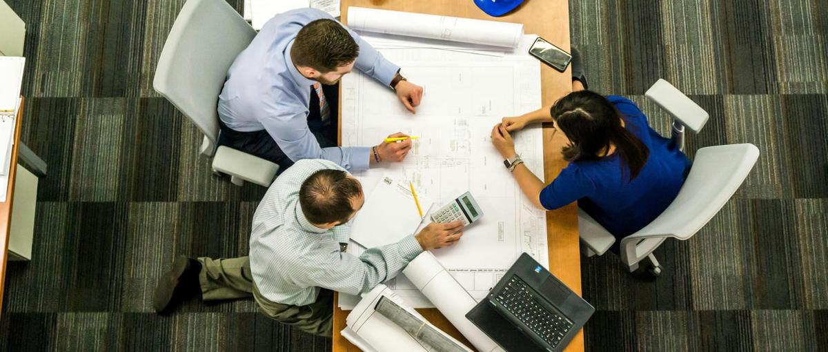 Web／業務システムエンジニア｜立ち上げフェーズ・裁量あり