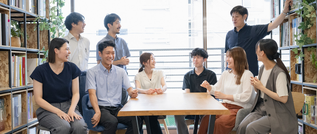 憧れの空間の裏側で、進行管理する仕事！カフェやオフィスを手掛けませんか？