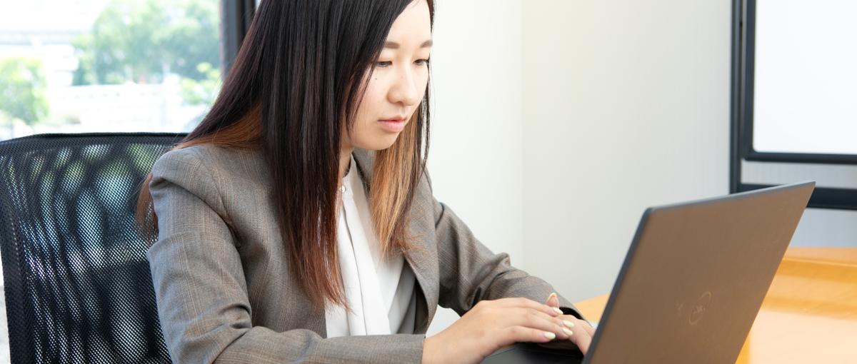 言葉とデザインで価値を生む広報職