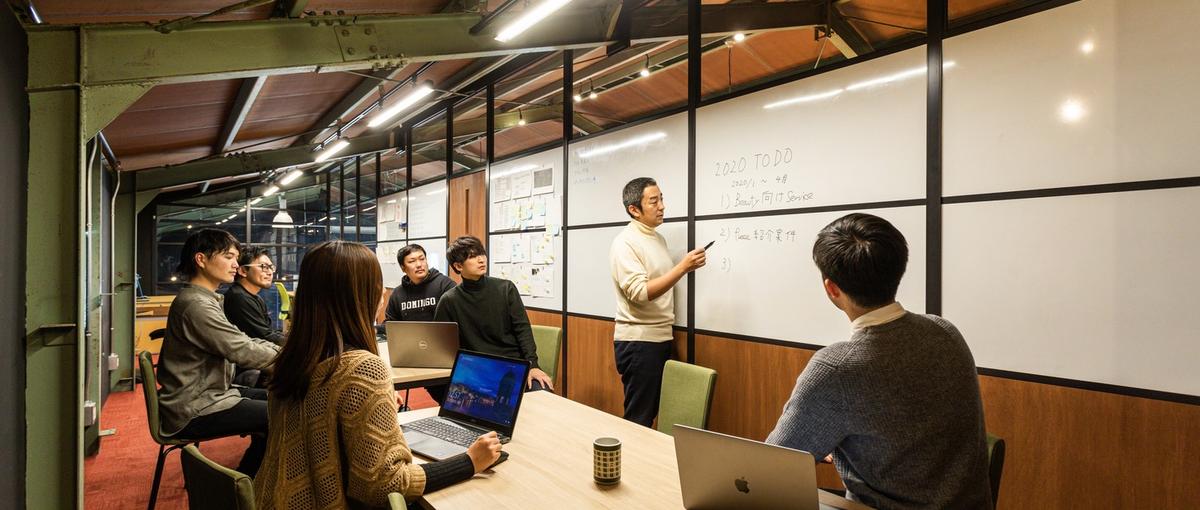 働く場所も時間も自由に設計！課題の可視化・業務の仕組み化を主導するコンサル