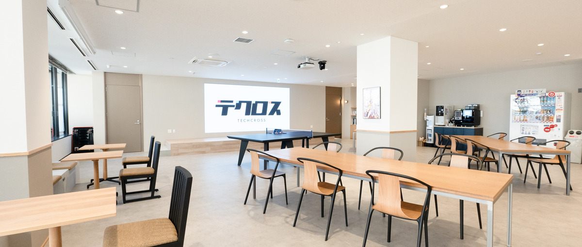 自社開発ゲームを牽引するリードバックエンジニア募集