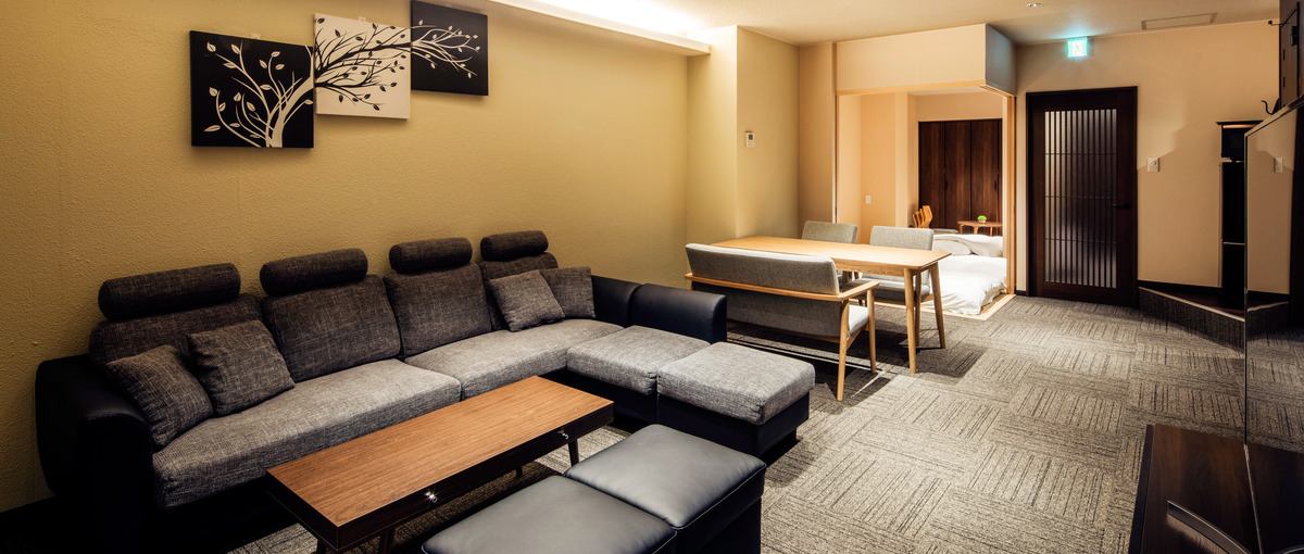 運営管理、マーケティング、採用。すべてを経験して自分の武器を見つける！