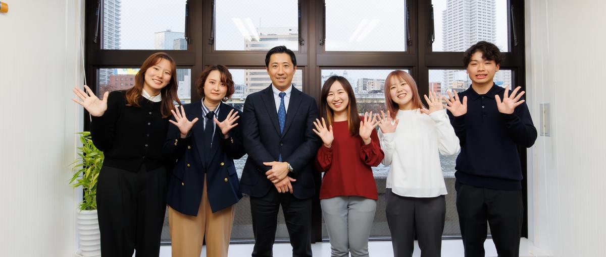 先輩と一緒に広報を学べる職場