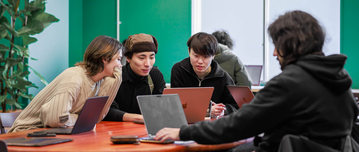 スタートアップや有名企業のサービスに携わりたいフロントエンド募集！