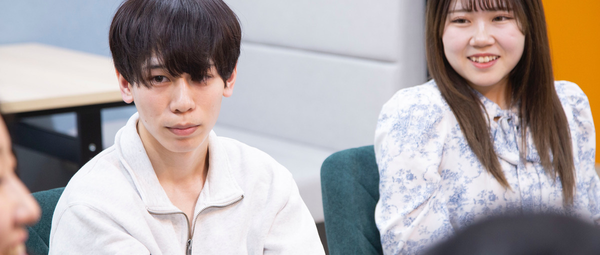 メリハリある働き方で、広告業界デビュー！相談しながら課題を解決する営業職