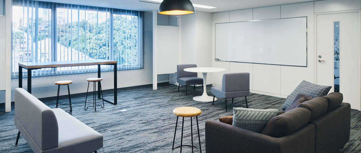 プライム上場の信頼を武器に。進化を支える、攻めのガバナンス・デザイン。