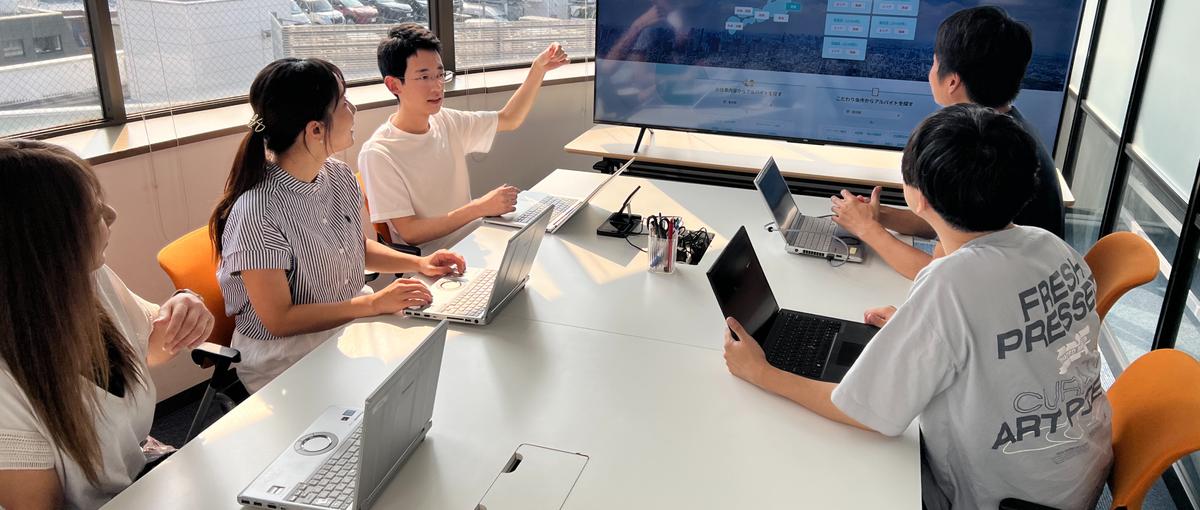 完全自社内開発｜客先常駐なし！自社サービスを支えるエンジニア