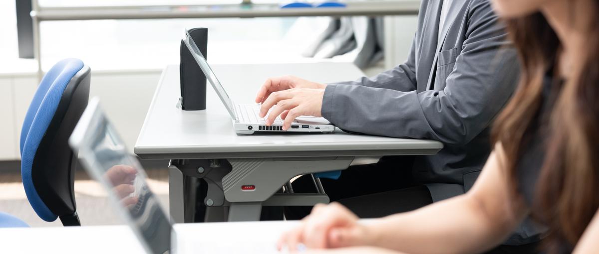 27卒｜研修企画・登壇・プロダクト開発までキャリアを広げる｜IT講師