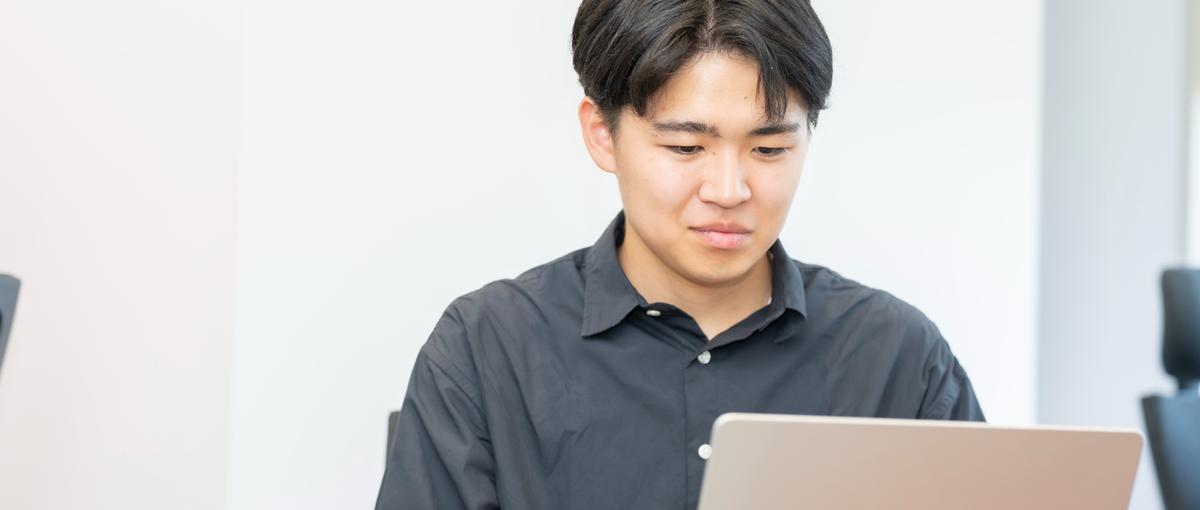 27卒｜Webマーケ×広告運用｜考えて改善する実務で、思考力を武器に成長！